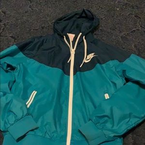 Nike wind jacket